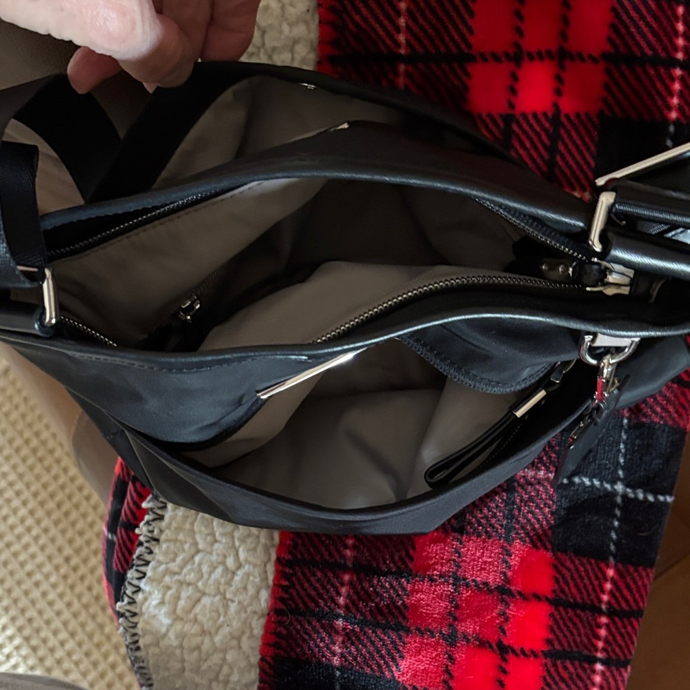 TUMI Black Messenger Bag for Women - Picture 7 of 10